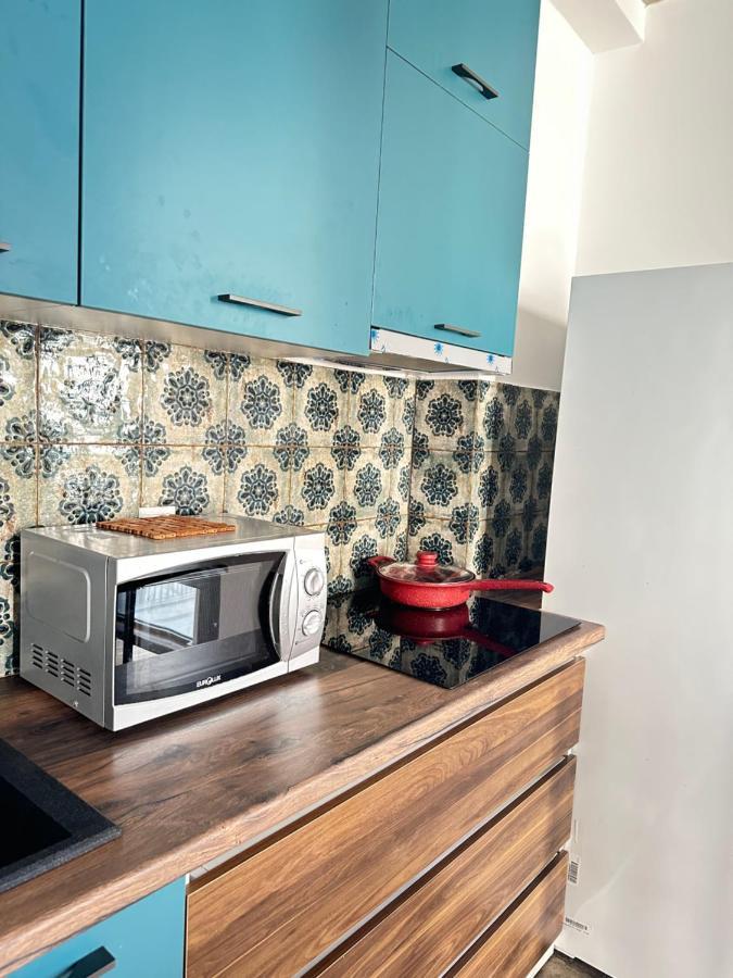 Gvazi Apartment Tbilisi Buitenkant foto