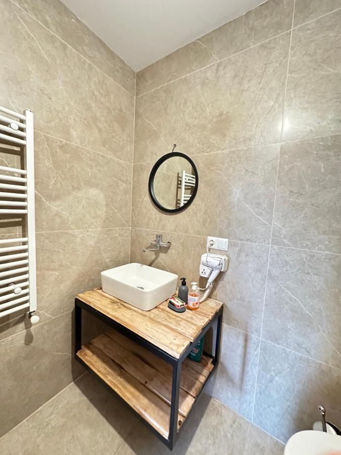 Gvazi Apartment Tbilisi Buitenkant foto
